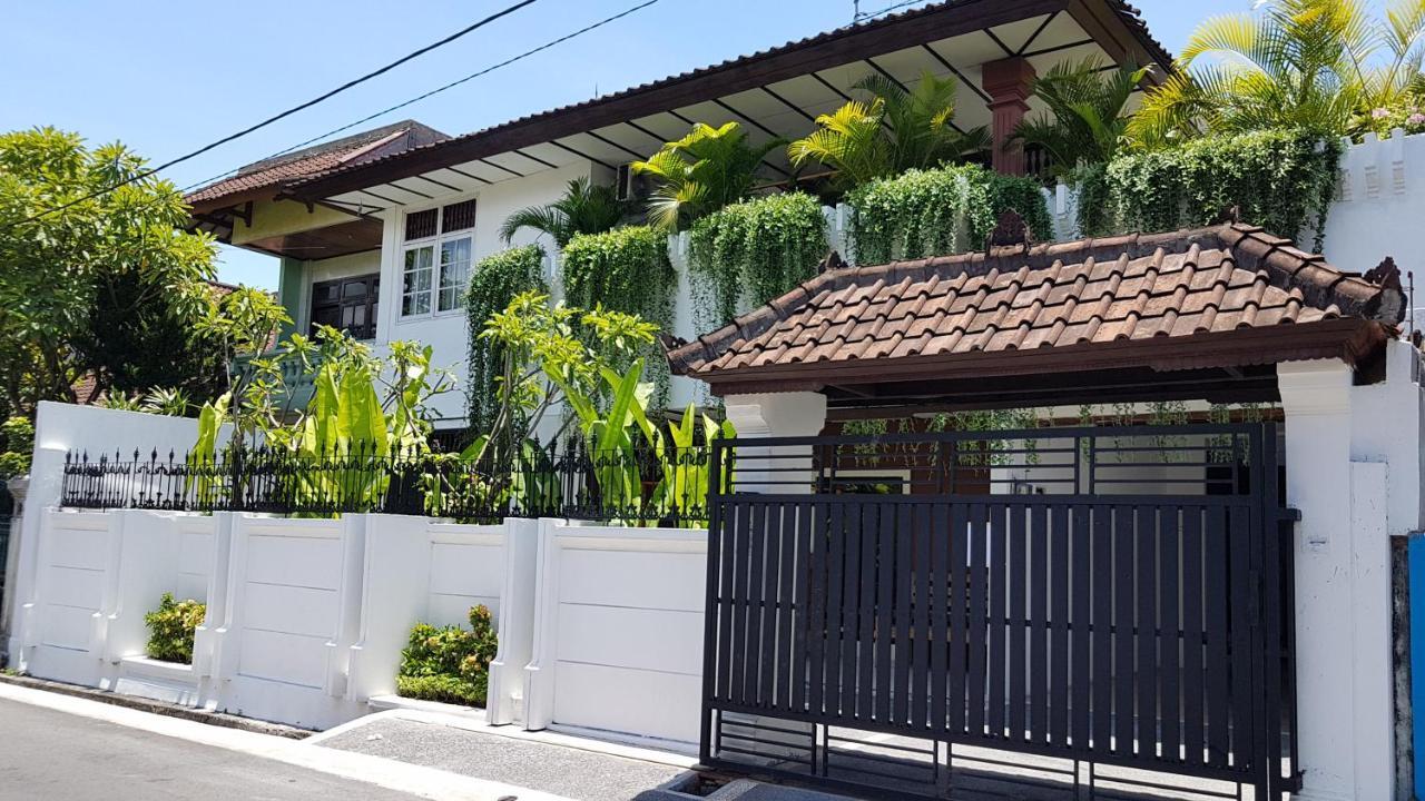 Joglo Villa Bali Penatih المظهر الخارجي الصورة